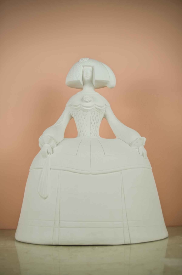Menina Mediana, figura de escayola. 18 cm